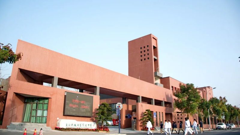 电子元器件定制：揭秘定制价格的奥秘**